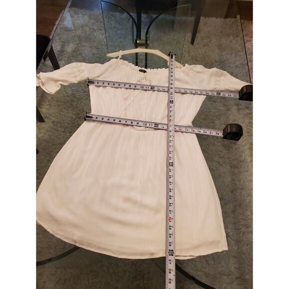 Naif Women's White 100% Rayon Cold Shoulder Long Sleeve Knee Length Dress 2X - Picture 11 of 15